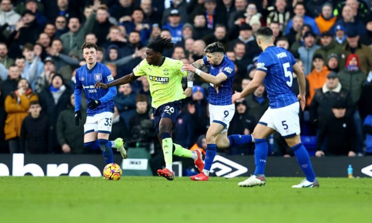 Ipswich Town vs Southampton (22:00 – 01/02) | Xem lại trận đấu