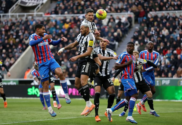 Newcastle United vs Crystal Palace (22:00 – 04/01) | Xem lại trận đấu