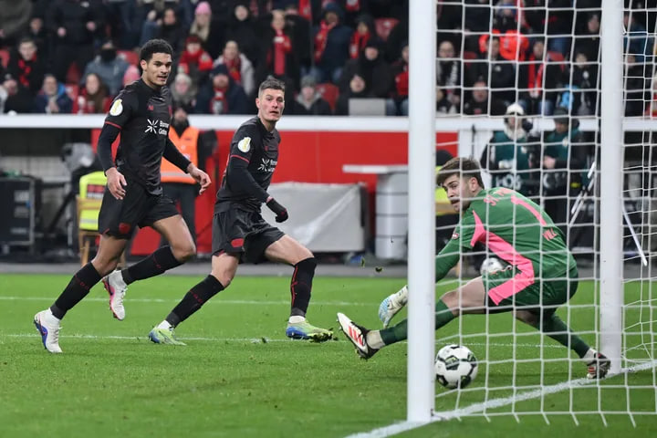 Bayer Leverkusen vs St. Pauli (02:45 – 04/02) | Xem lại trận đấu