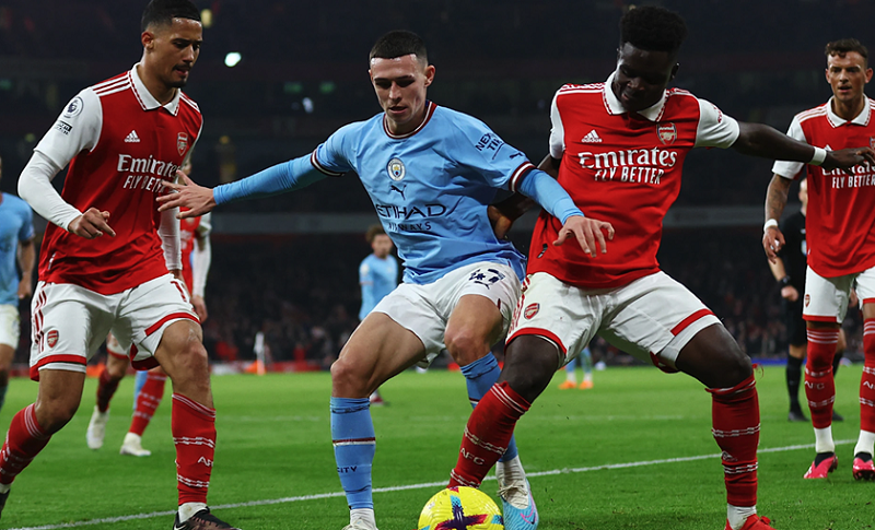 Nhiều tiếng nói muốn Man City chặn đứng Arsenal trong cuộc đua vô địch