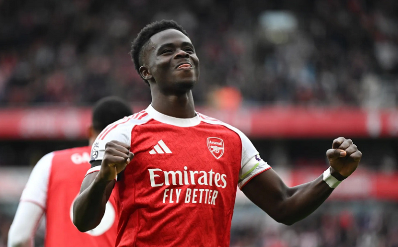 Saka đối mặt áp lực lớn, Arteta bị thúc giục thay đổi đội hình sau trận thua Man City
